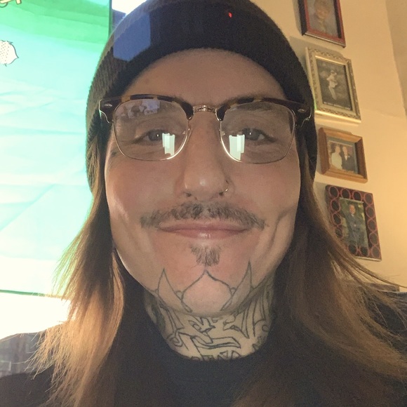 Meet your Posher, Eric - Picture 1 of 1